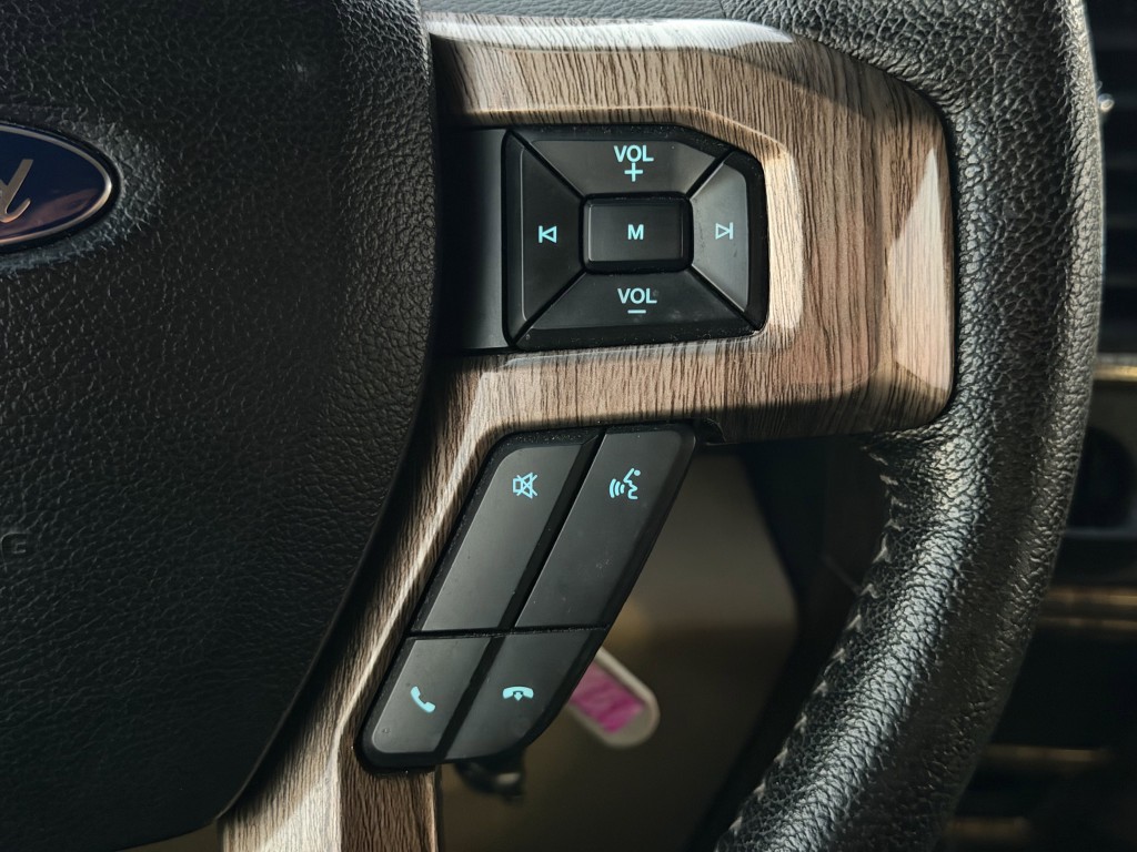 2016 Ford F-150 Image 17