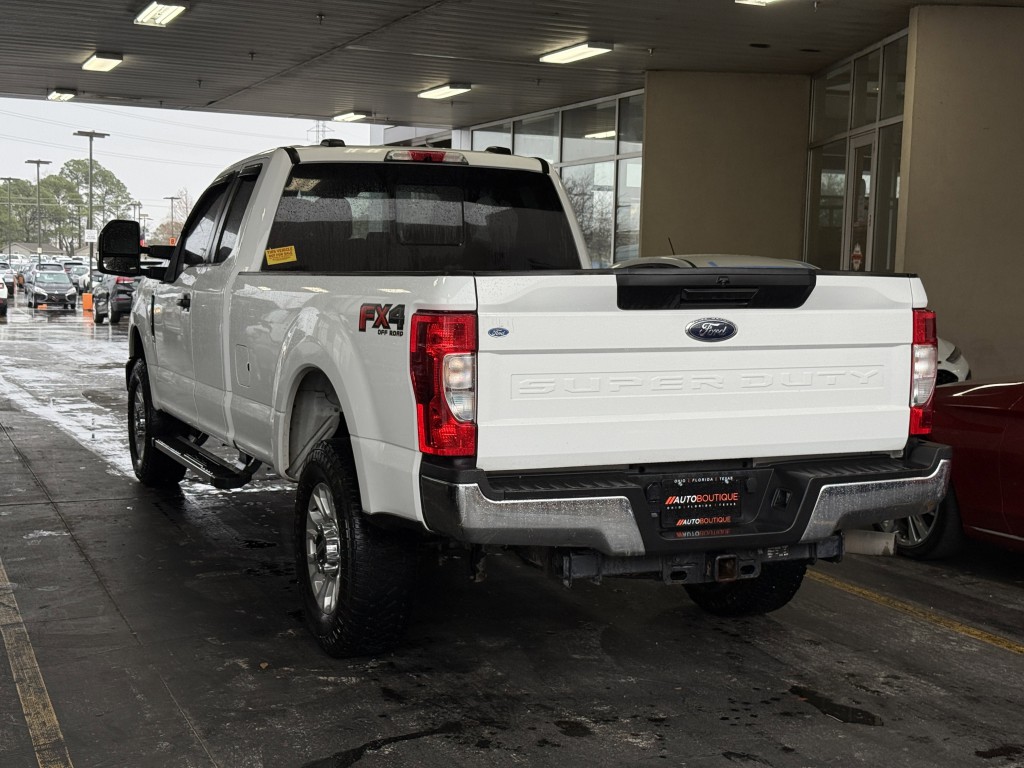 2022 Ford F-350 Image 9