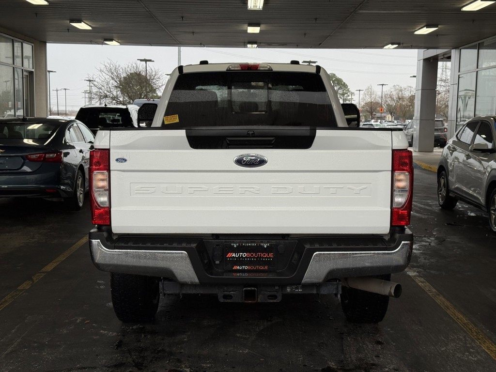 2022 Ford F-350 Image 10