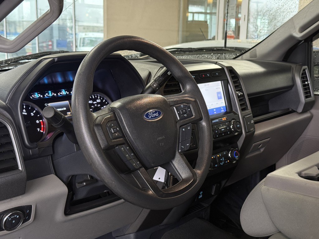 2022 Ford F-350 Image 11