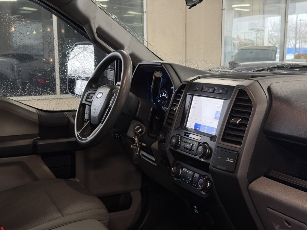 2022 Ford F-350 Image 12