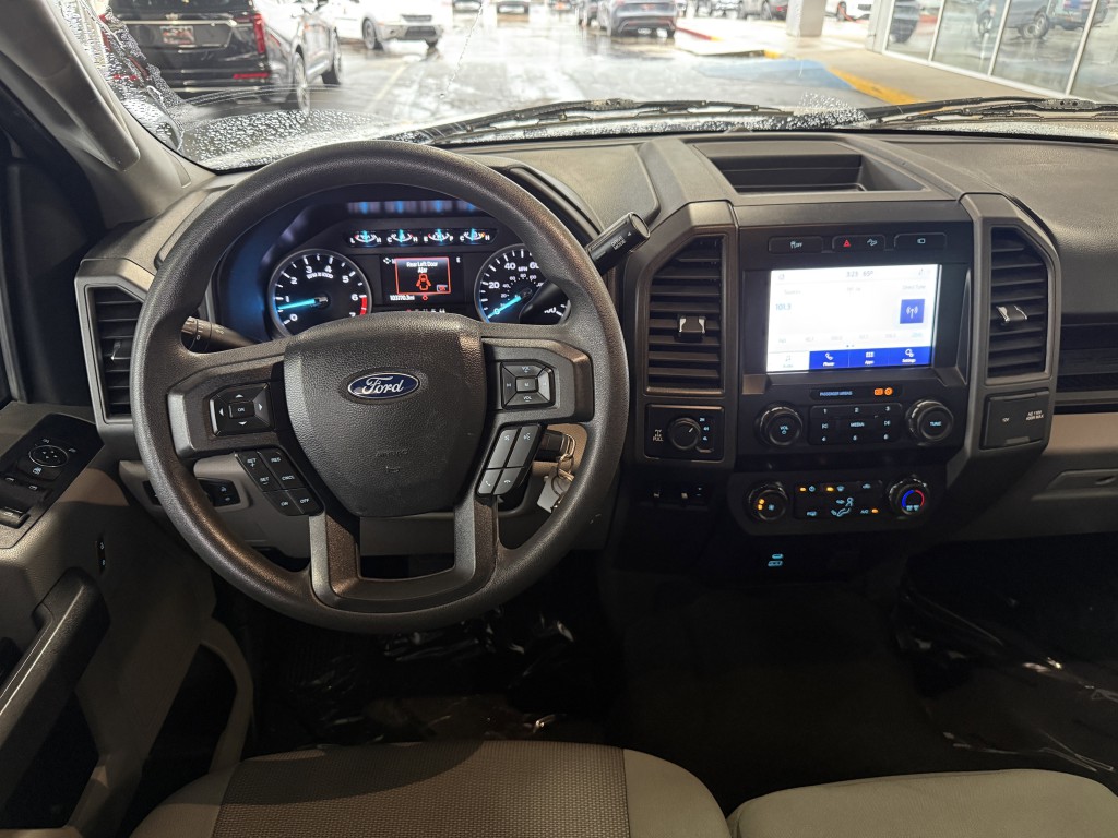 2022 Ford F-350 Image 13