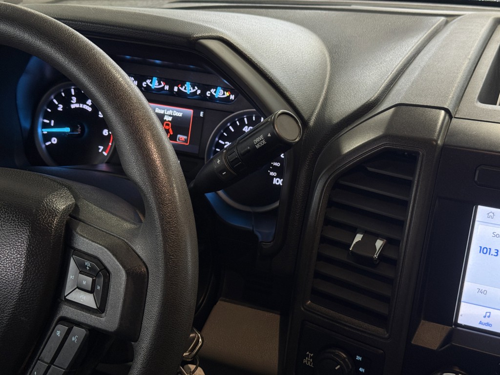 2022 Ford F-350 Image 21