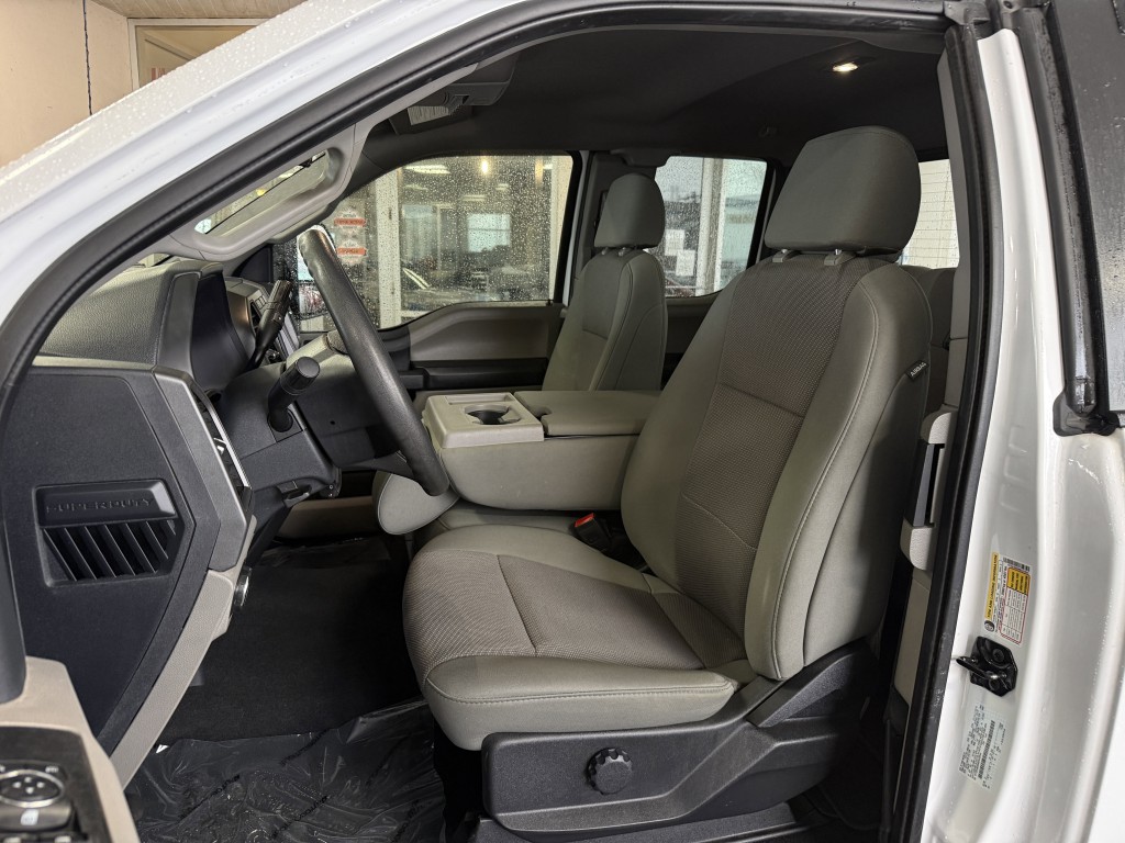 2022 Ford F-350 Image 24