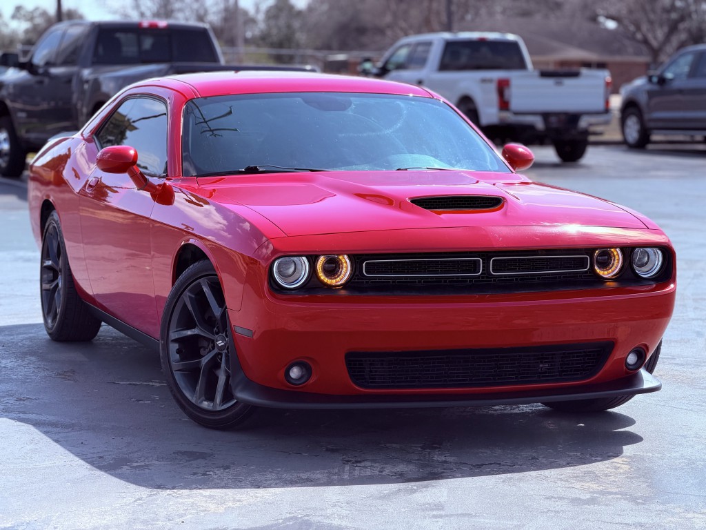 2019 Dodge Challenger Image 3