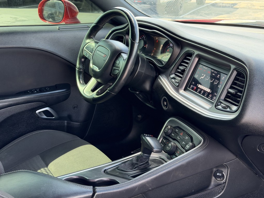 2019 Dodge Challenger Image 14