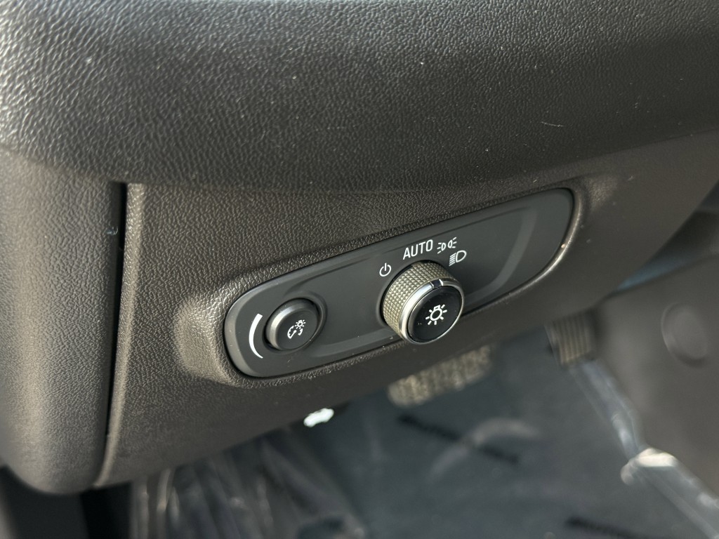 2023 Chevrolet Equinox Image 25