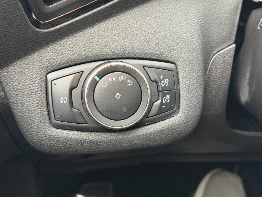 2015 Ford Escape Image 22