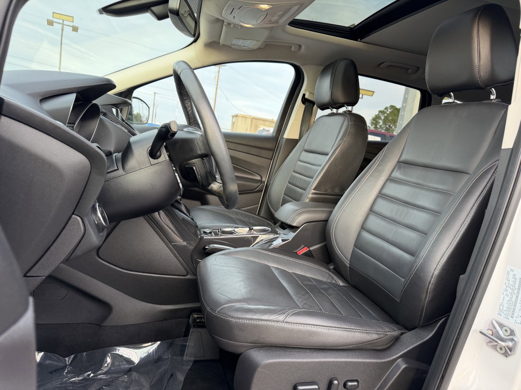 2015 Ford Escape Image 24