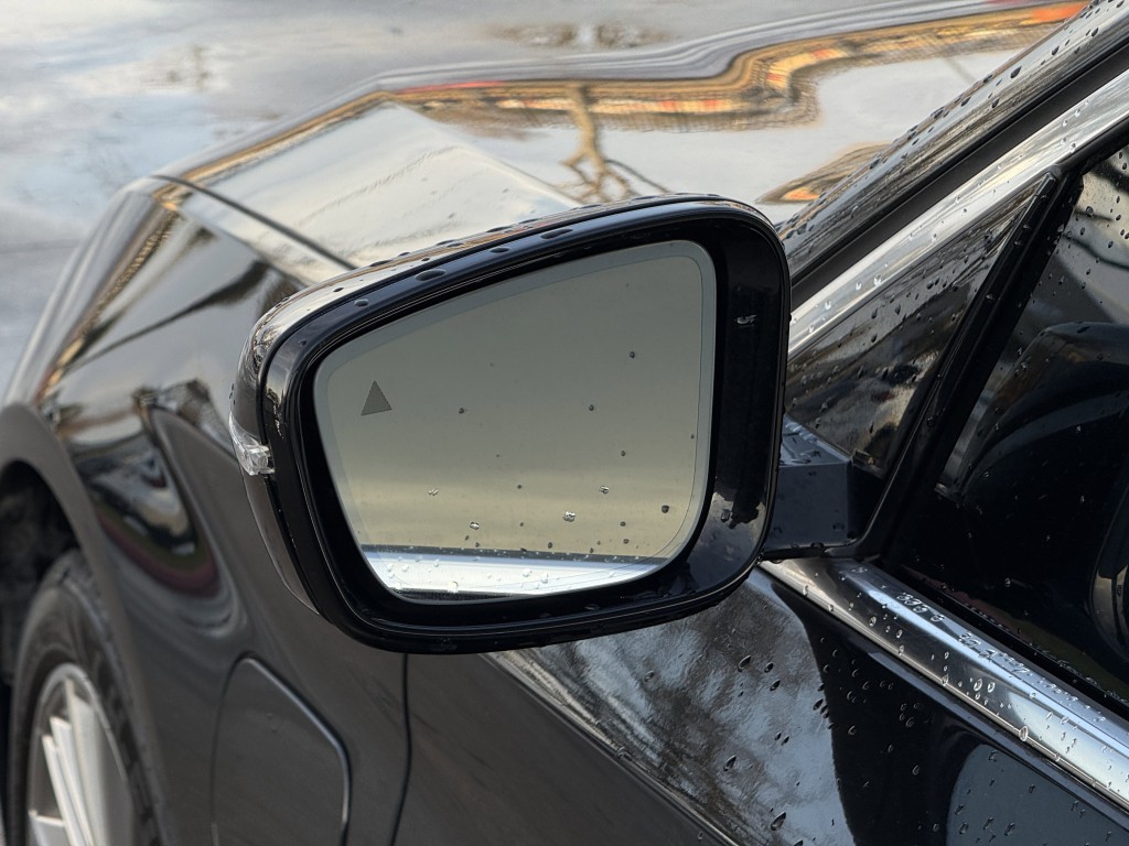 2019 BMW 5 Series Image 13