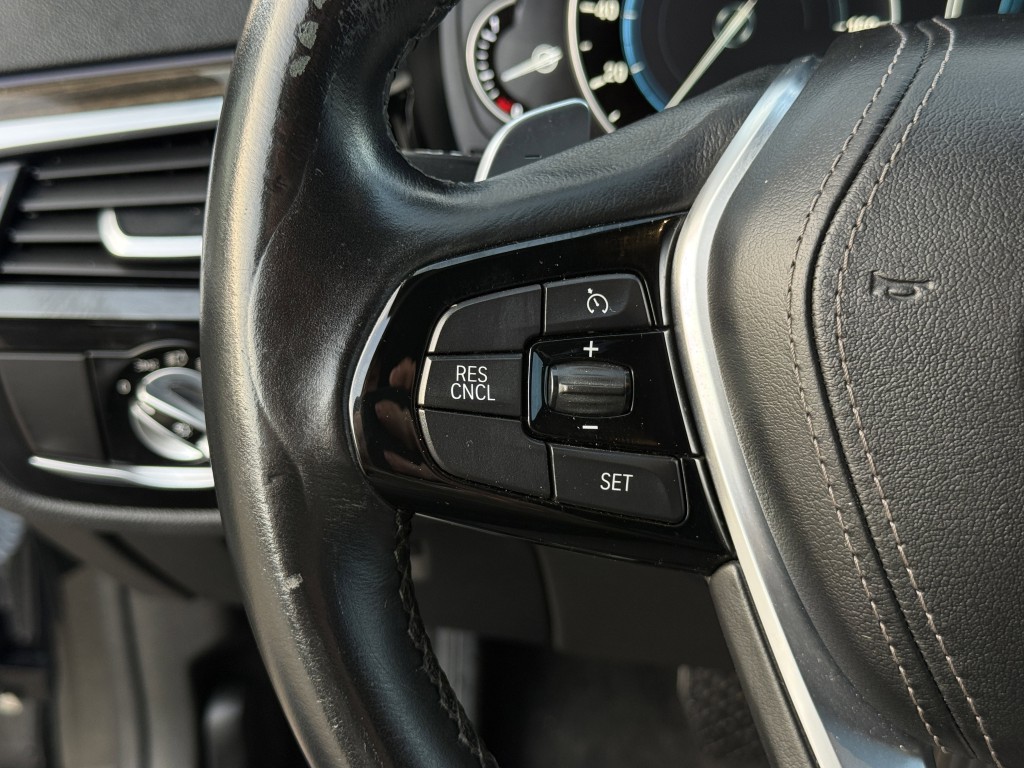 2019 BMW 5 Series Image 18