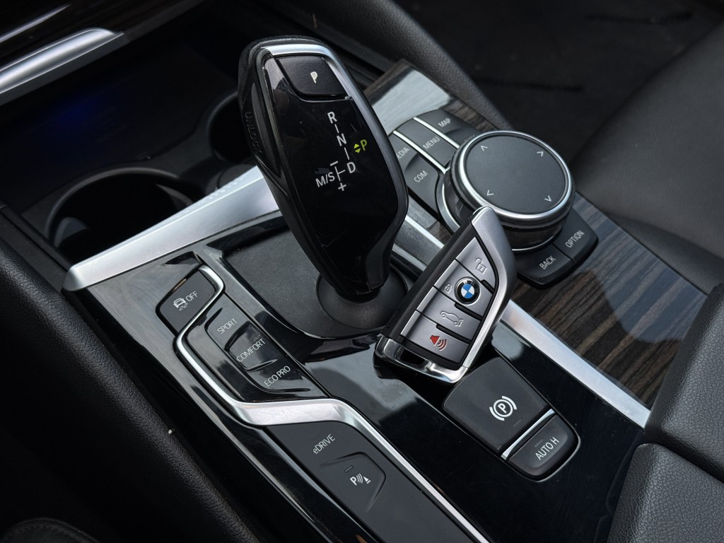 2019 BMW 5 Series Image 26