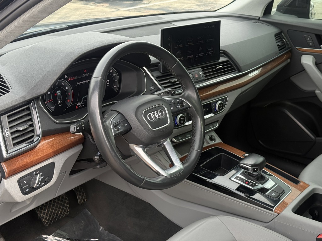 2021 Audi Q5 Image 12