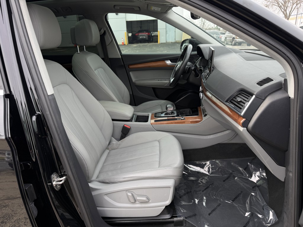 2021 Audi Q5 Image 28
