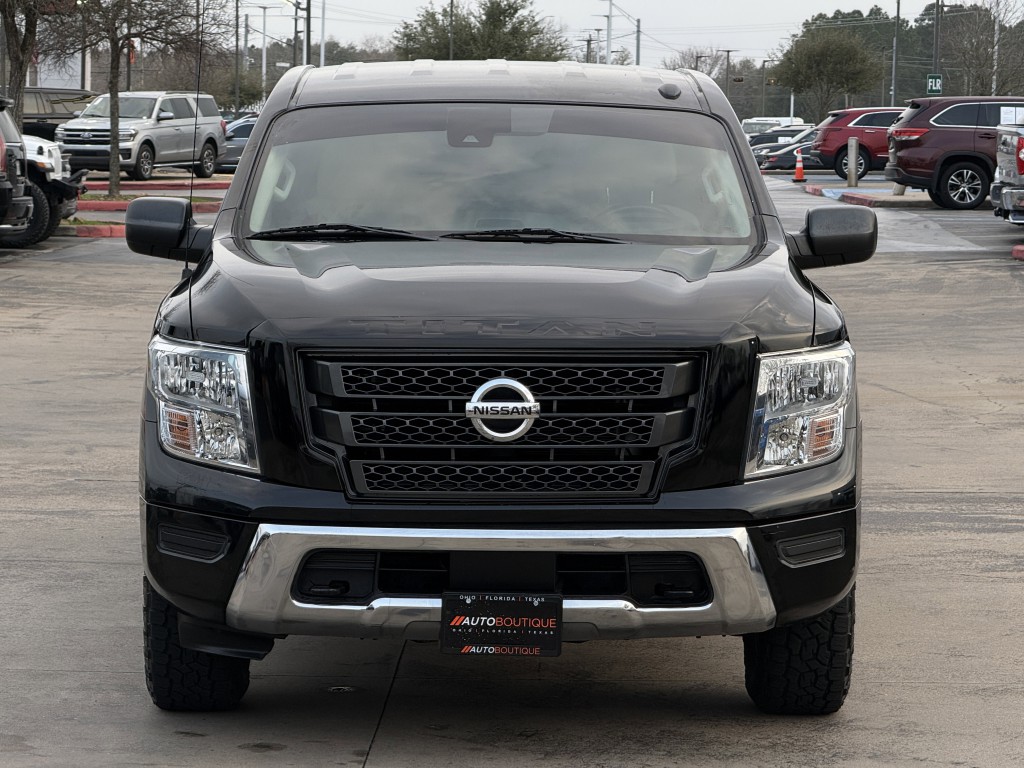 2021 Nissan Titan Image 7
