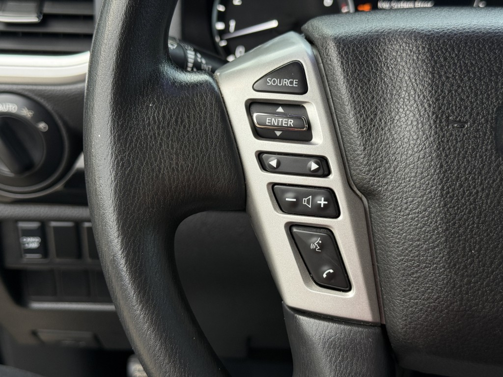 2021 Nissan Titan Image 18