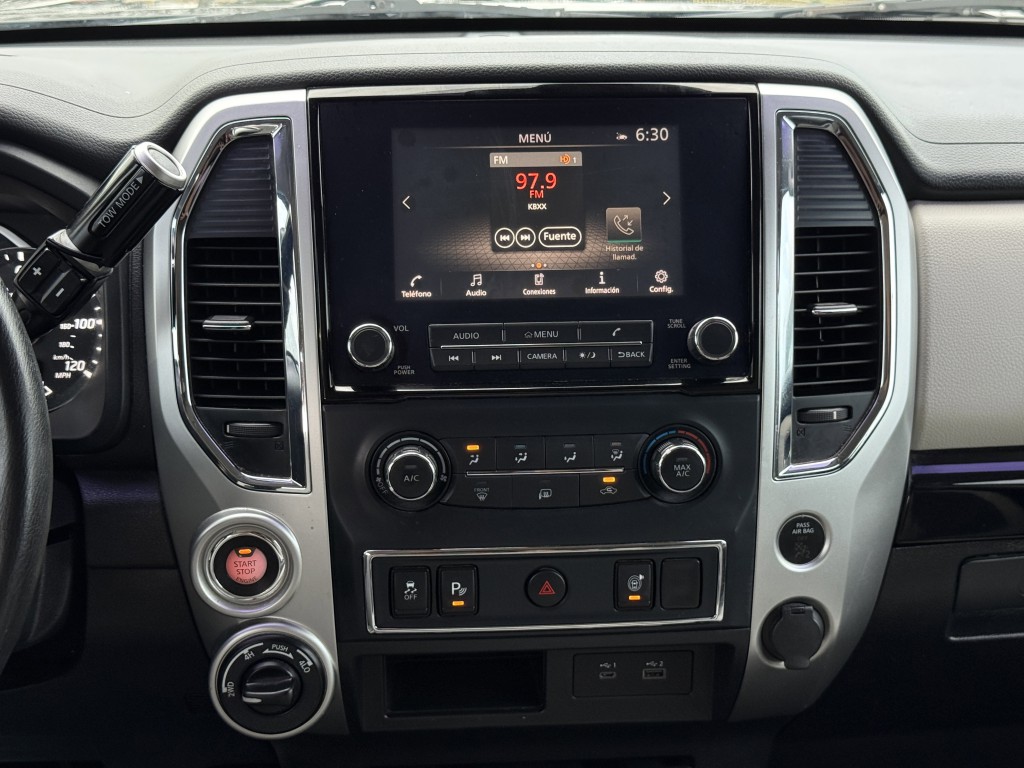 2021 Nissan Titan Image 21