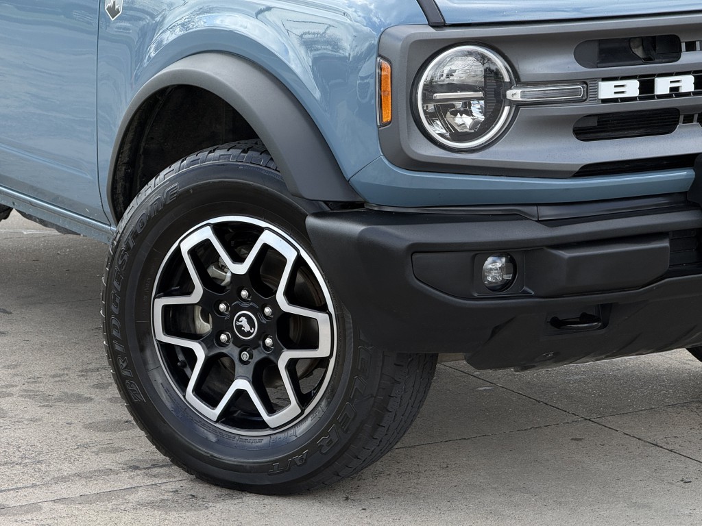 2023 Ford Bronco Image 9