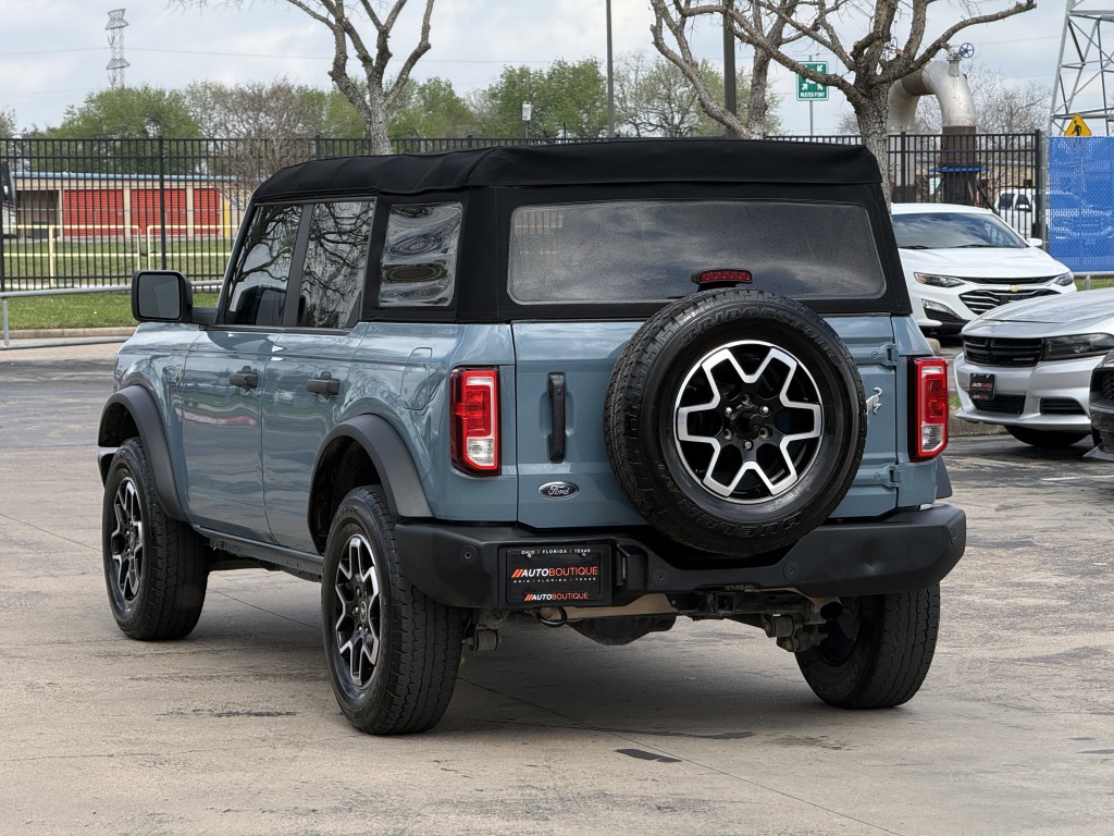2023 Ford Bronco Image 10