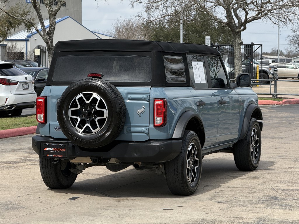 2023 Ford Bronco Image 11