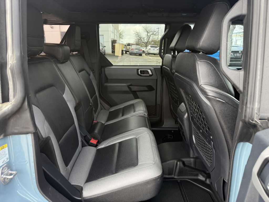 2023 Ford Bronco Image 33