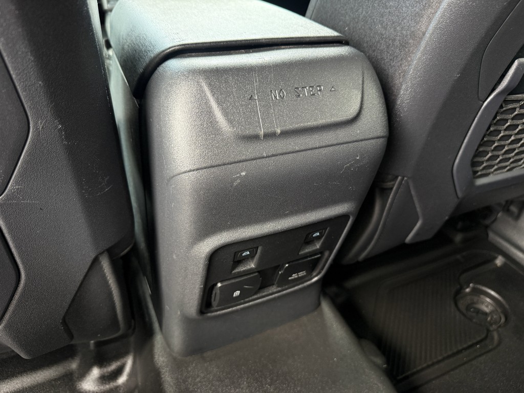 2023 Ford Bronco Image 34