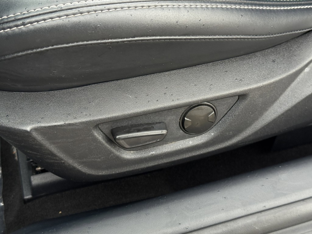 2024 Ford Mustang Image 29