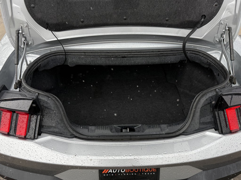 2024 Ford Mustang Image 33