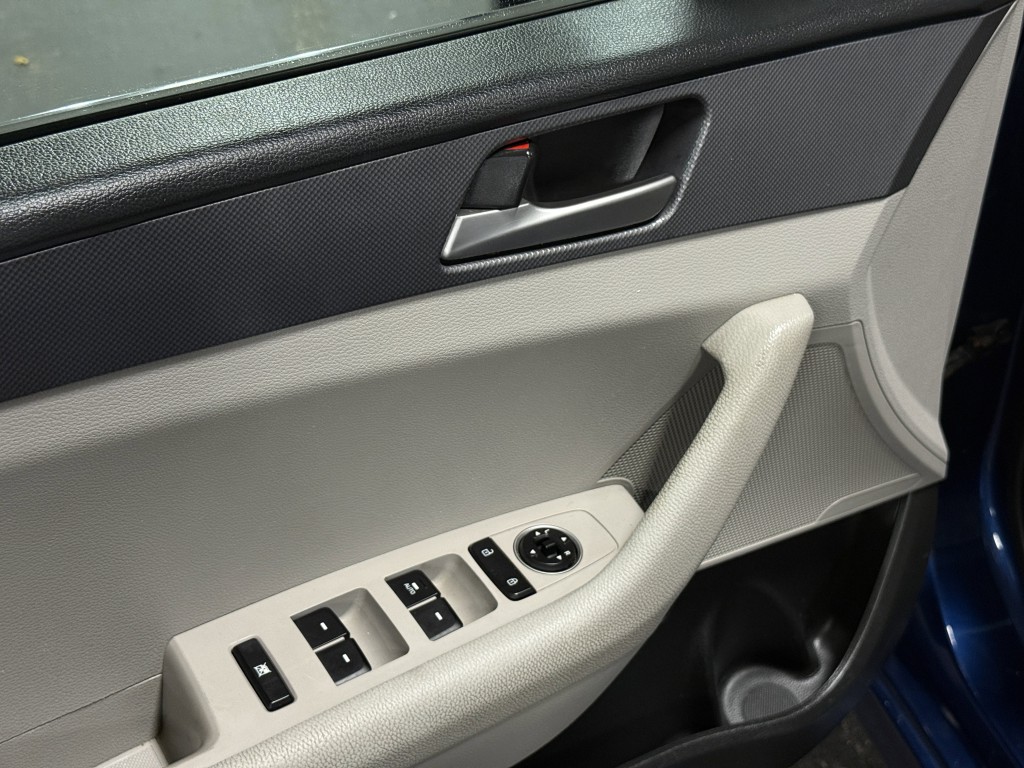 2018 Hyundai Sonata Image 22