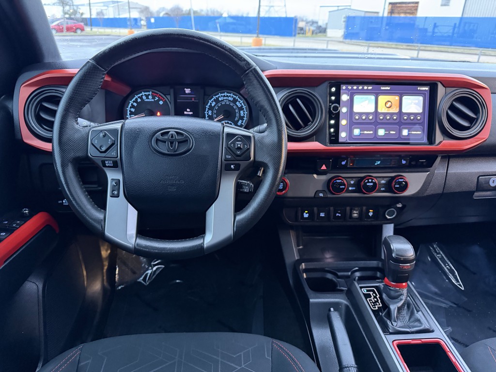 2016 Toyota Tacoma Image 14