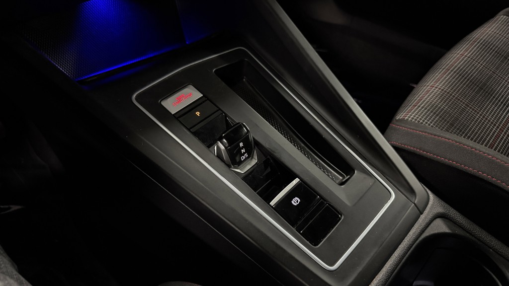 2022 Volkswagen GTI Image 23