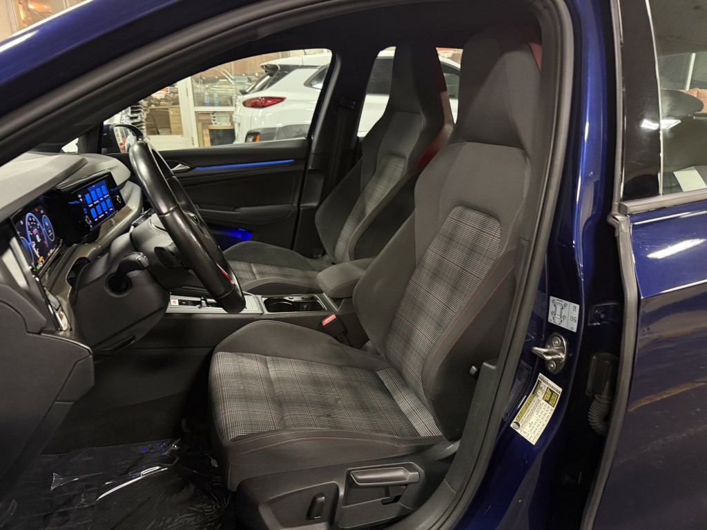 2022 Volkswagen GTI Image 27