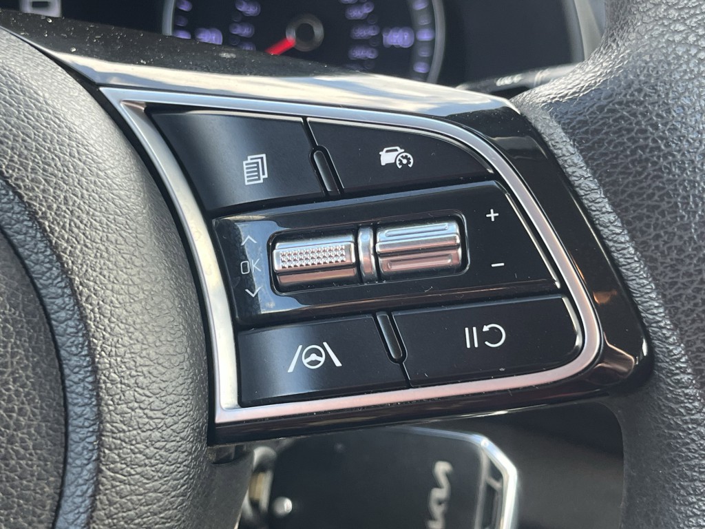 2023 Kia Forte Image 16