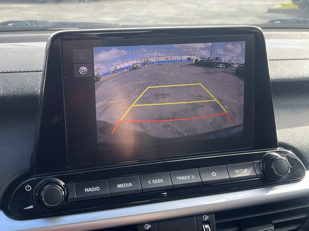 2023 Kia Forte Image 18