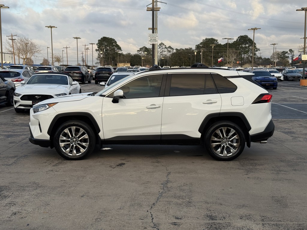 2019 Toyota Rav4 Image 12