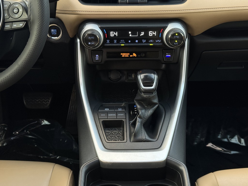 2019 Toyota Rav4 Image 24