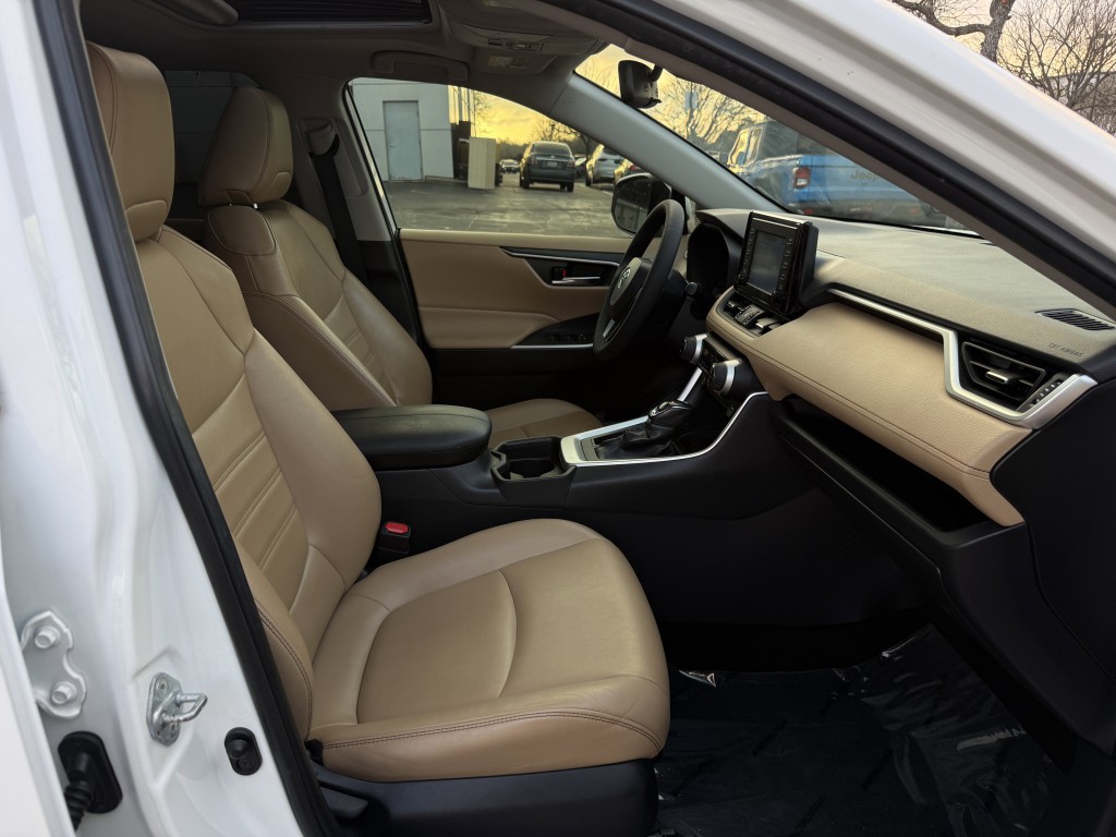 2019 Toyota Rav4 Image 29