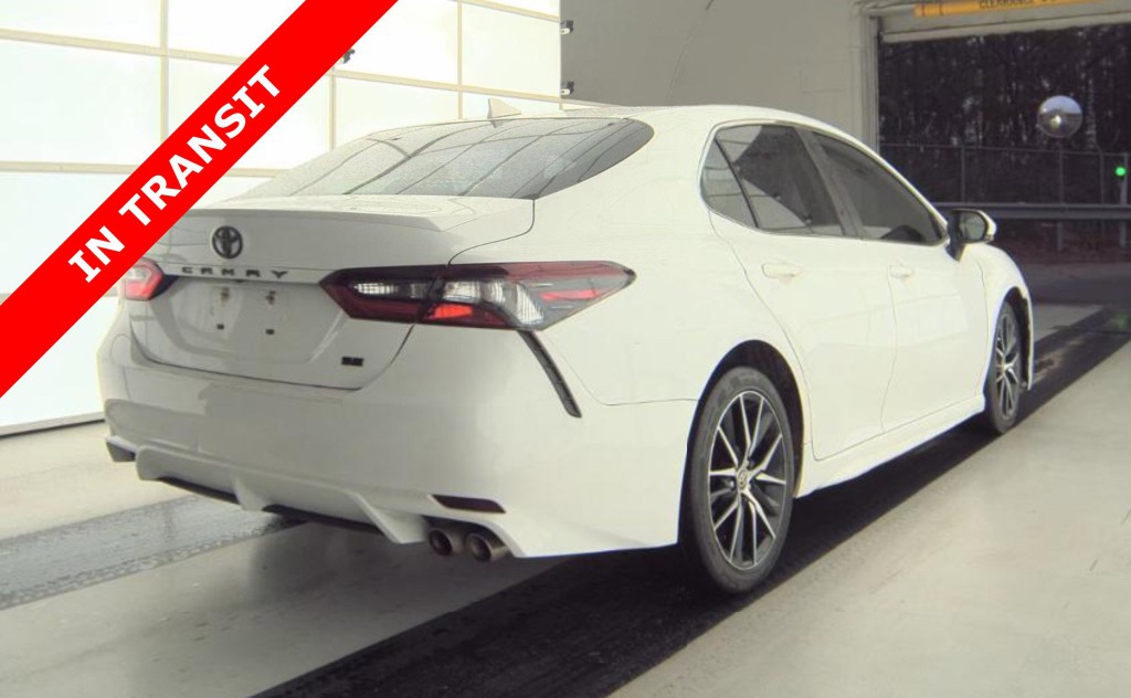 2021 Toyota Camry Image 5