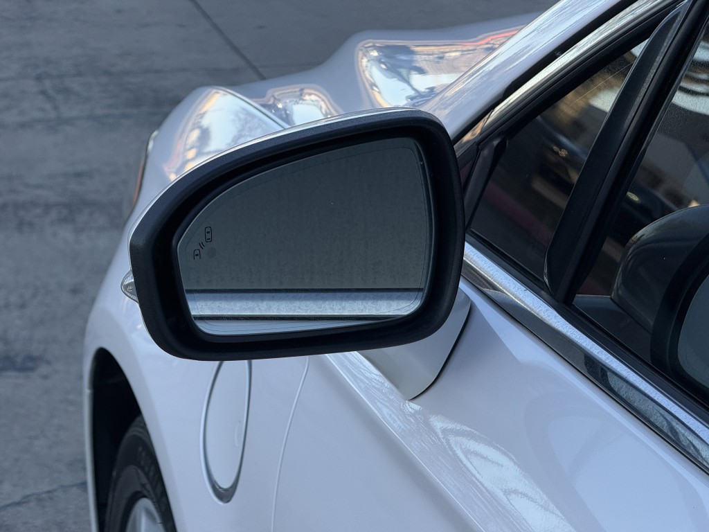 2019 Ford Fusion Image 12