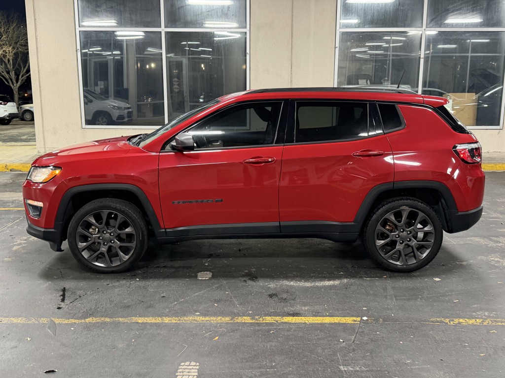 2021 Jeep Compass Image 9