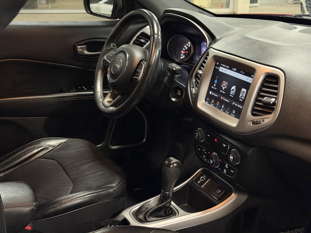 2021 Jeep Compass Image 12