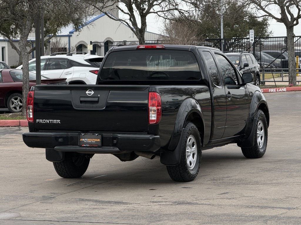 2021 Nissan Frontier Image 8