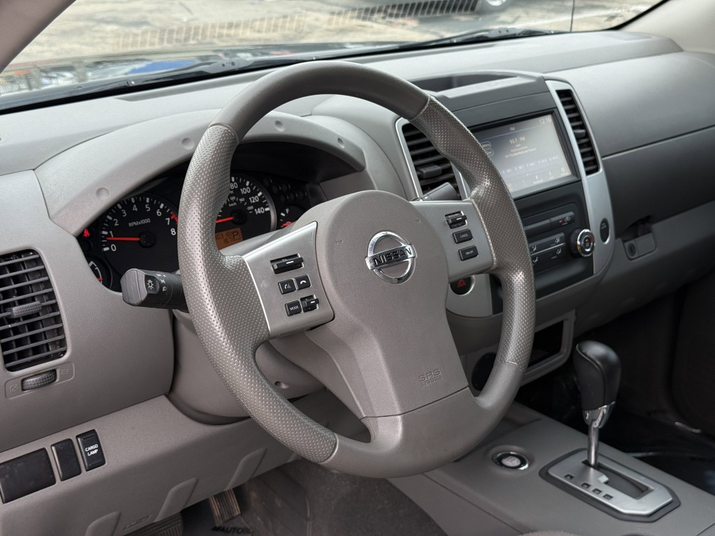 2021 Nissan Frontier Image 12