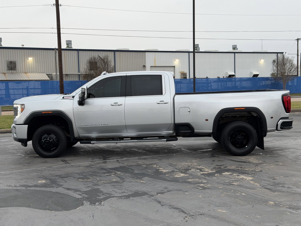 2021 GMC Sierra 3500 Image 10
