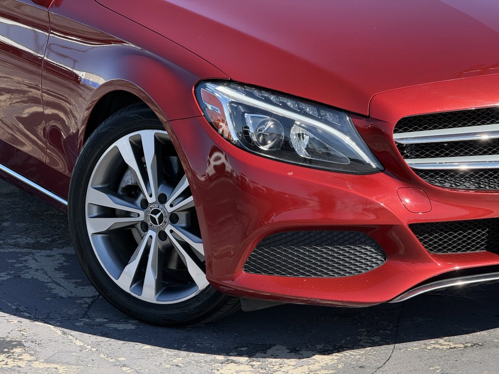 2018 Mercedes-Benz C-Class Image 9