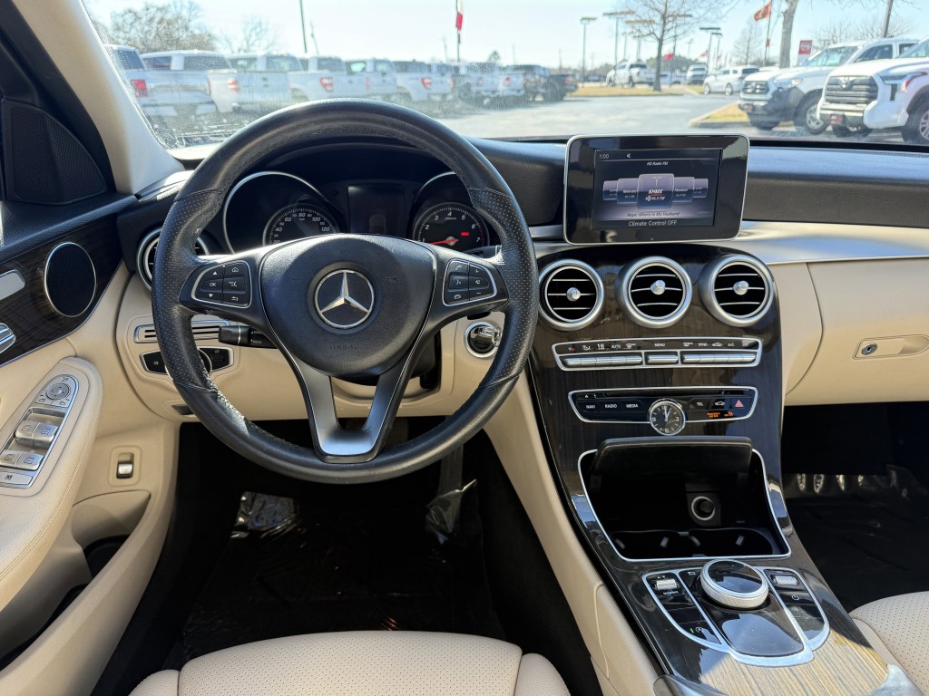 2018 Mercedes-Benz C-Class Image 16