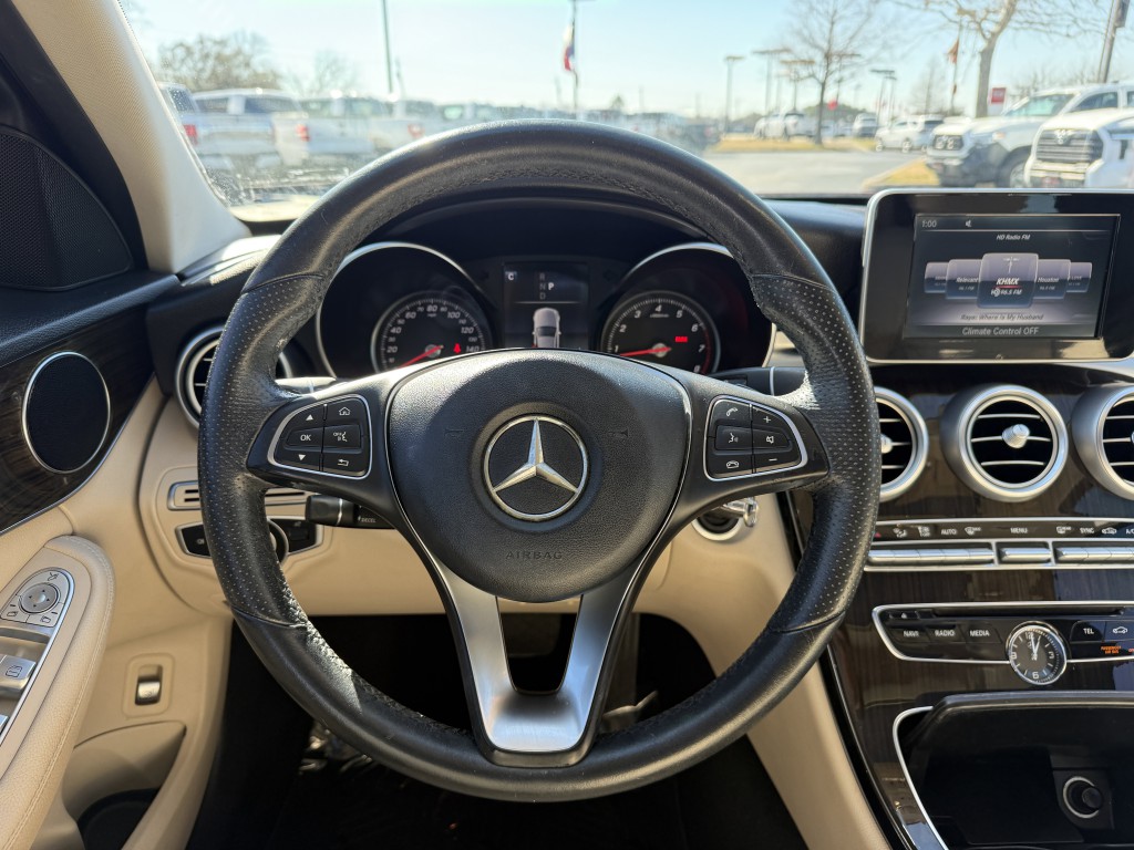 2018 Mercedes-Benz C-Class Image 17