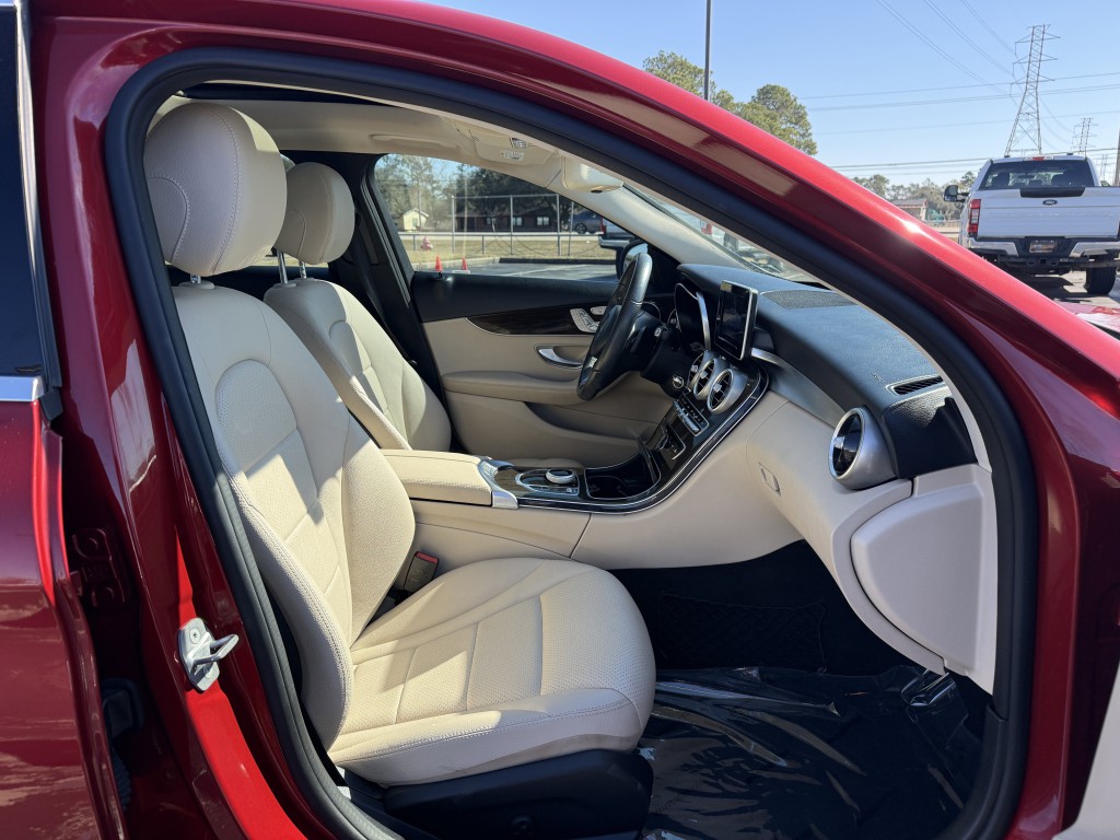 2018 Mercedes-Benz C-Class Image 29