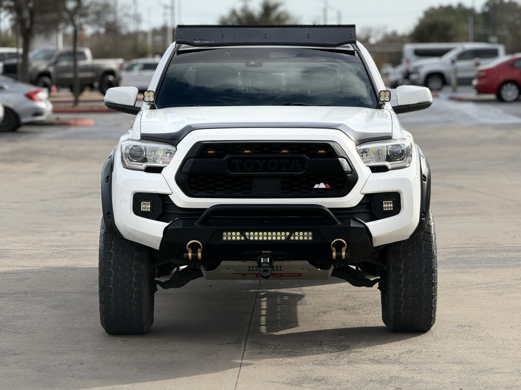 2019 Toyota Tacoma Image 8