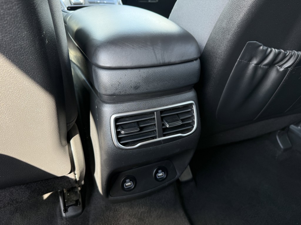 2023 Hyundai Santa Fe Image 36